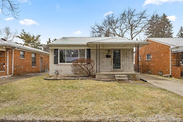 Property Photo:  24084 Currier Street  MI 48125 
