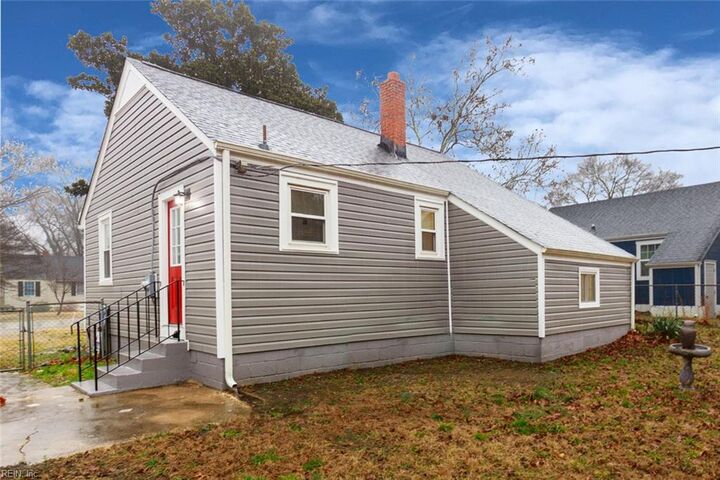 Property Photo:  4408 Eanes Ln  VA 23231 