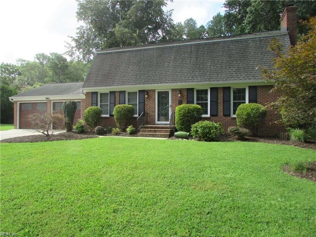 Property Photo: 15 Carriage Hill Dr VA 23662