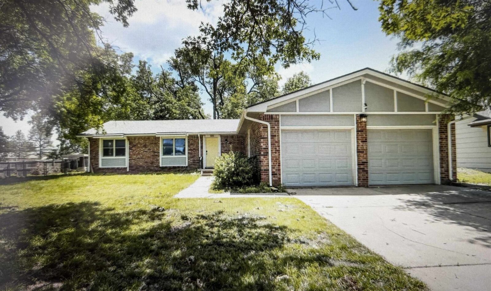 Property Photo: 101 Brazos Dr KS 67052-9434