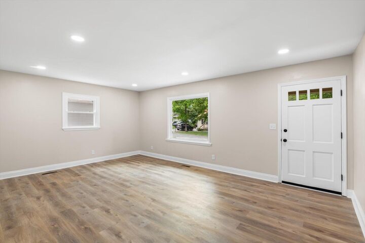 Property Photo:  308 N Georgia Avenue  TN 37331 