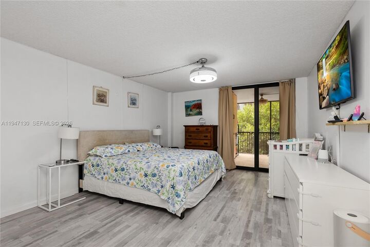 Property Photo:  2800 N 46th Ave A307  FL 33021 