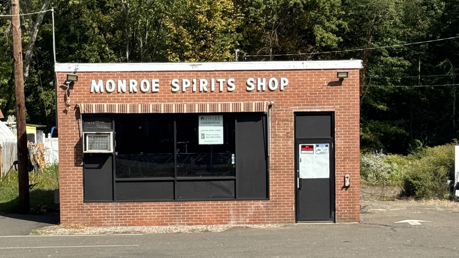 Property Photo:  176 Main Street  CT 06468 