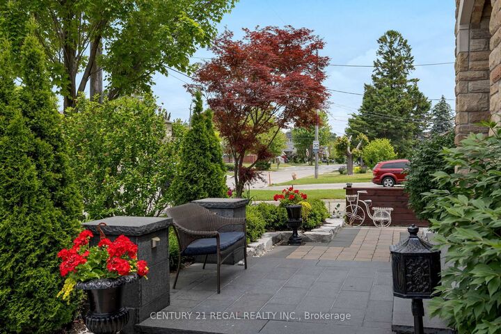 Property Photo:  127 Sultana Avenue  ON M6A 1T6 