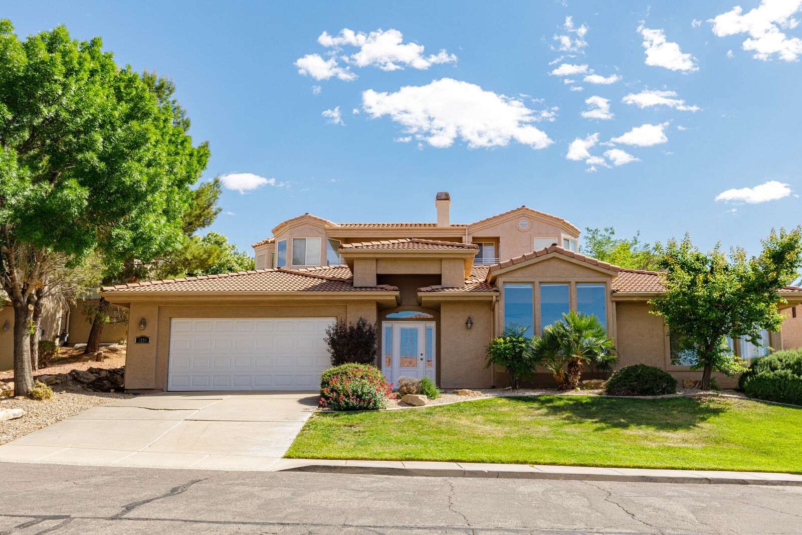 Property Photo:  2158 S Balboa Way  UT 84770 