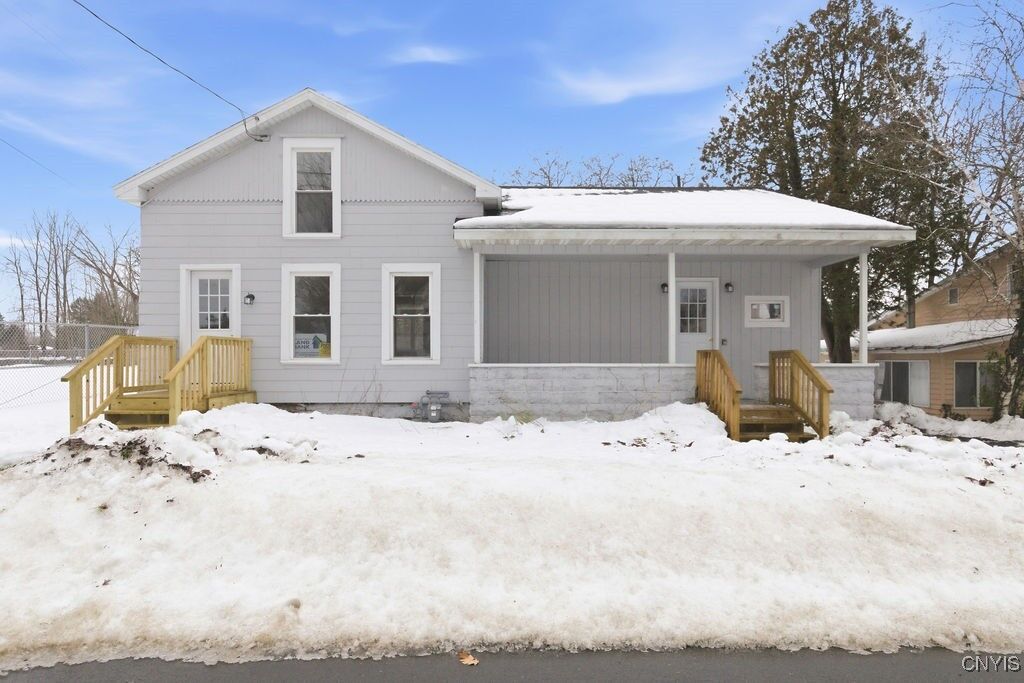 Property Photo:  564 S 1st Street  NY 13069 