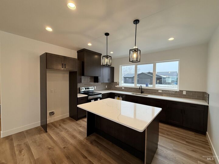 Property Photo:  604 Norkotah  ID 83350 