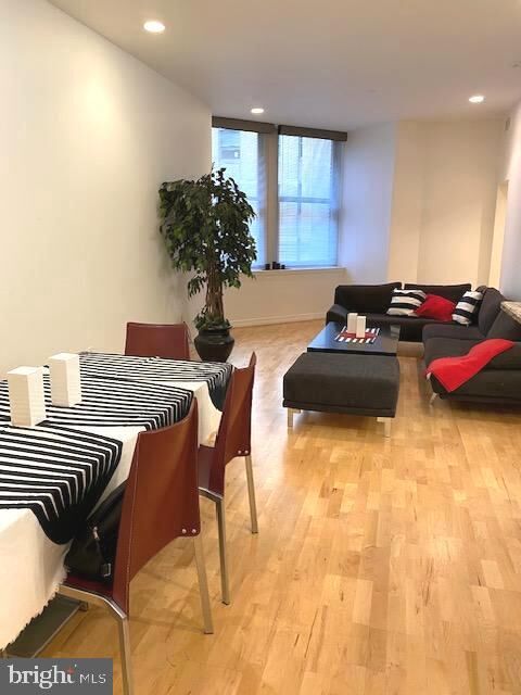 Property Photo:  1600 Arch Street 18 706  PA 19103 