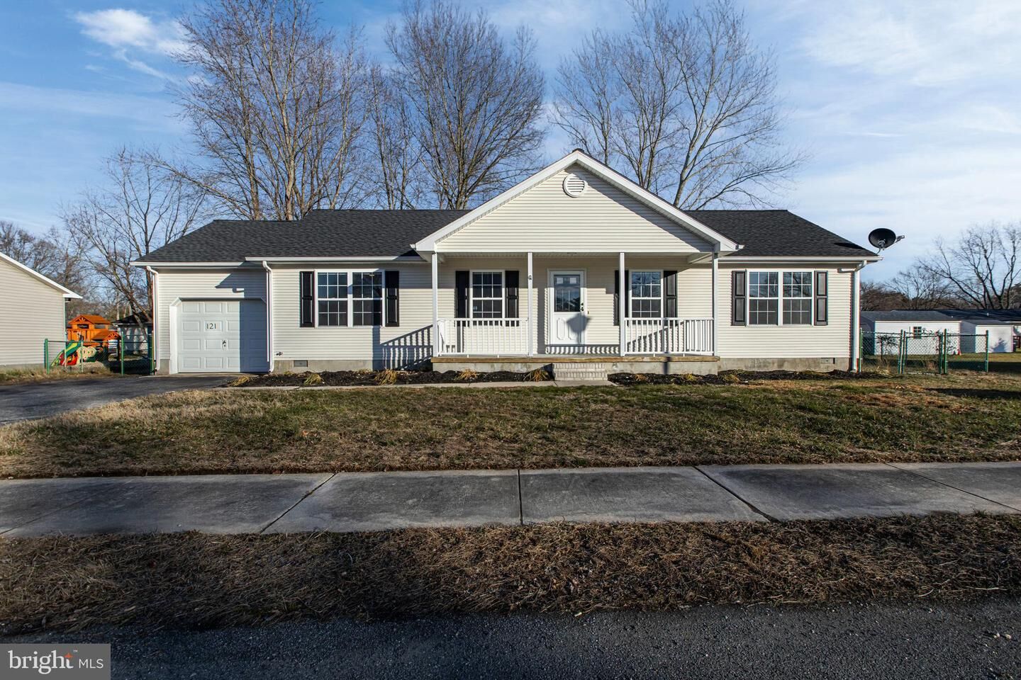 Property Photo: 121 Courtney Lane DE 19943