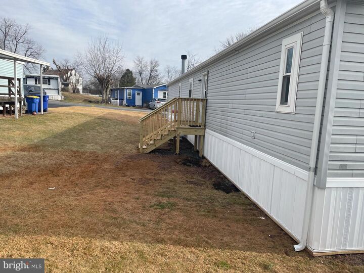 Property Photo: 5145 N Susquehanna Trl 52 PA 17406