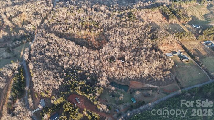 Property Photo: 999 Bill Collins Road NC 28722