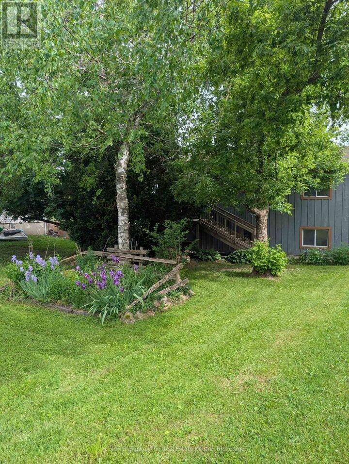 Property Photo: 1229 County Road 124 ON N0C 1M0