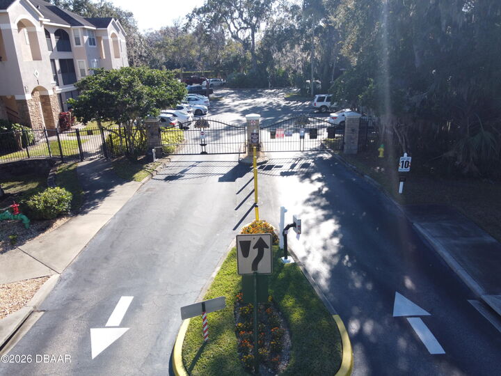 Photo de la propriété:  940 Village Trail 4-306  FL 32127 