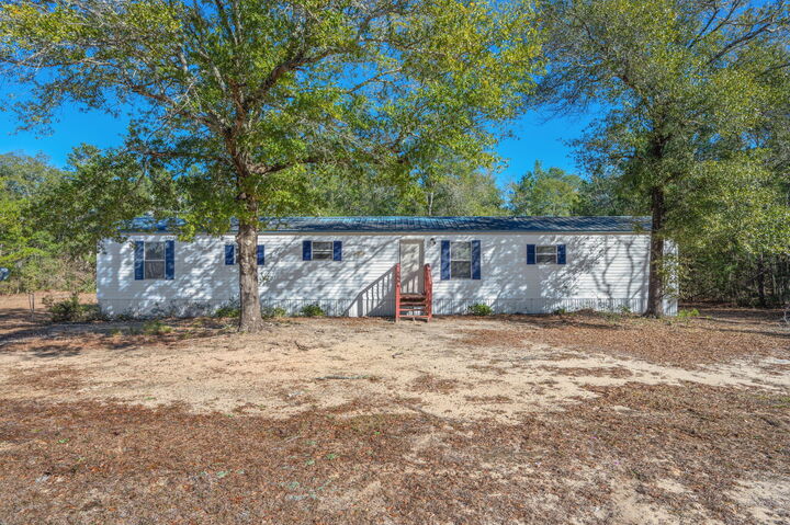 Property Photo:  4451 Goldfinch Way  FL 32539 