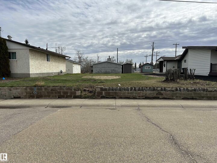 Property Photo:  4807 46 Street  AB T0A 2W0 