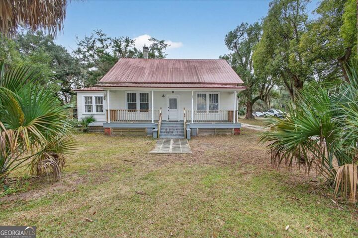 Property Photo:  1401 Wayne  GA 31305 