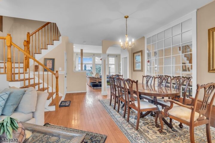 Property Photo:  6 Winding Way  NJ 07424 