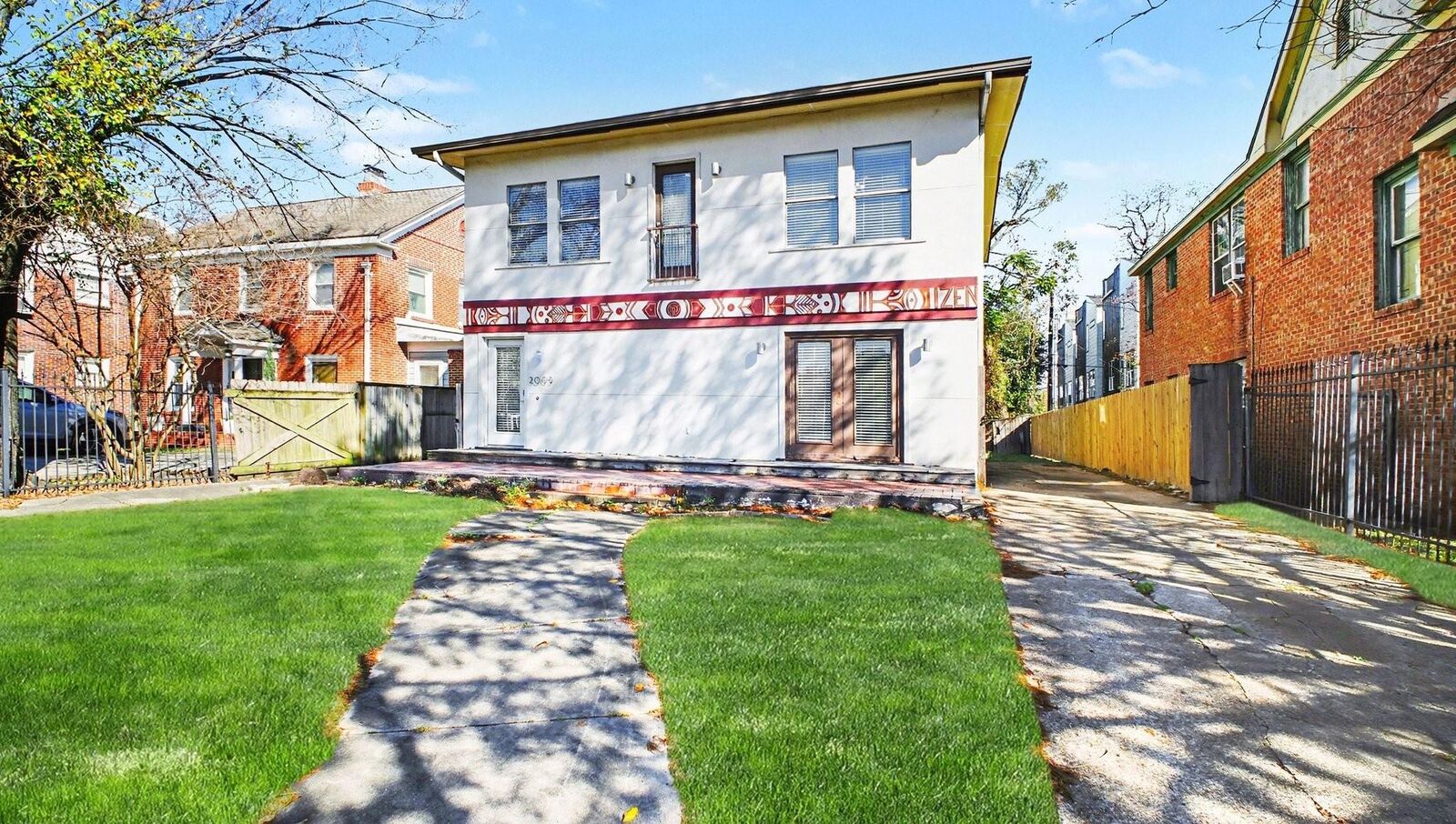 Property Photo:  2005 Wentworth Street  TX 77004 