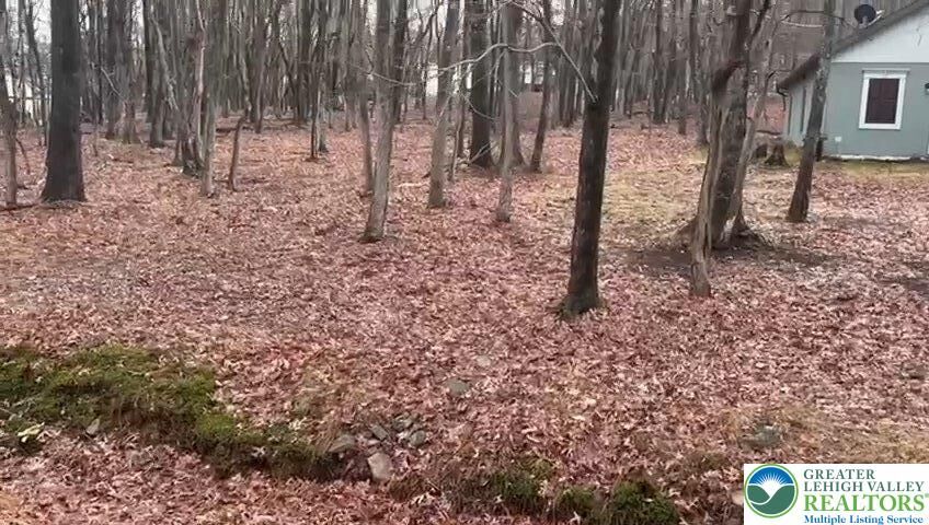 Property Photo: 124 Shawnee Trail 1128 PA 18210