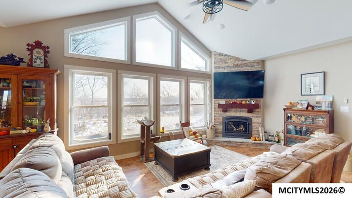 Property Photo: 2750 Indigo Ave IA 50653