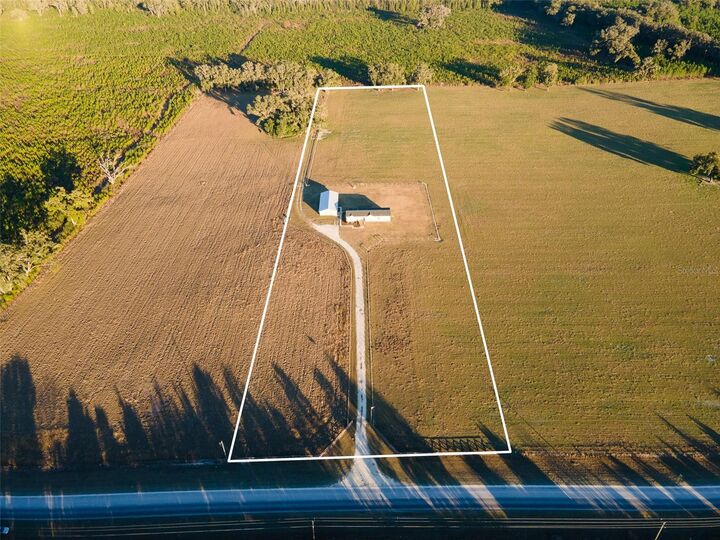 Property Photo: 3789 NW 202nd Street FL 32669