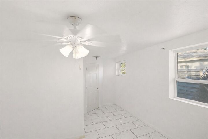 Property Photo:  1906 2nd Avenue E  FL 34208 
