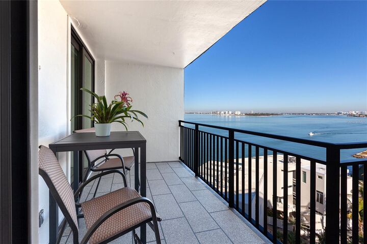 Property Photo: 4822 Ocean Boulevard 10E FL 34242