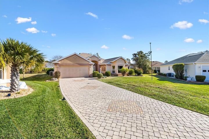 Property Photo: 1505 Doria Lane FL 32159