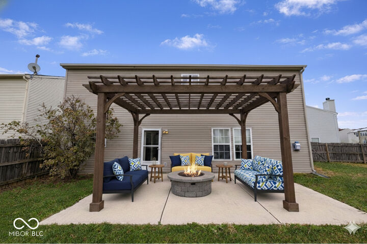 Property Photo:  6857 Maywood Circle  IN 46123 