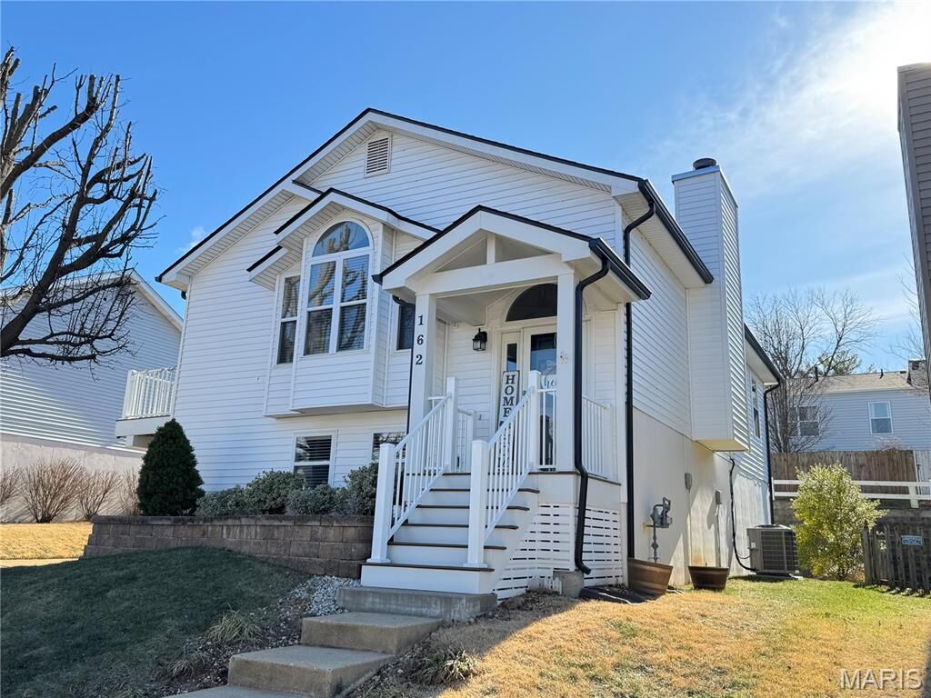 Property Photo:  162 Rutherglen Drive  MO 63088 