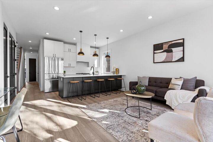 Property Photo:  2636 W Evergreen Avenue 3  IL 60622 