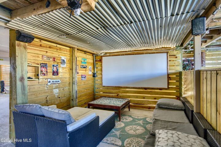 Property Photo:  1601 New River Inlet Road  NC 28460 