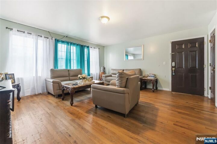 Property Photo:  721 S 19th Street  NJ 07103 