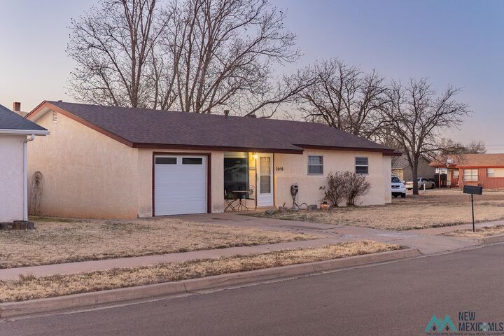 Property Photo:  2916 Mandell Circle  NM 88101 