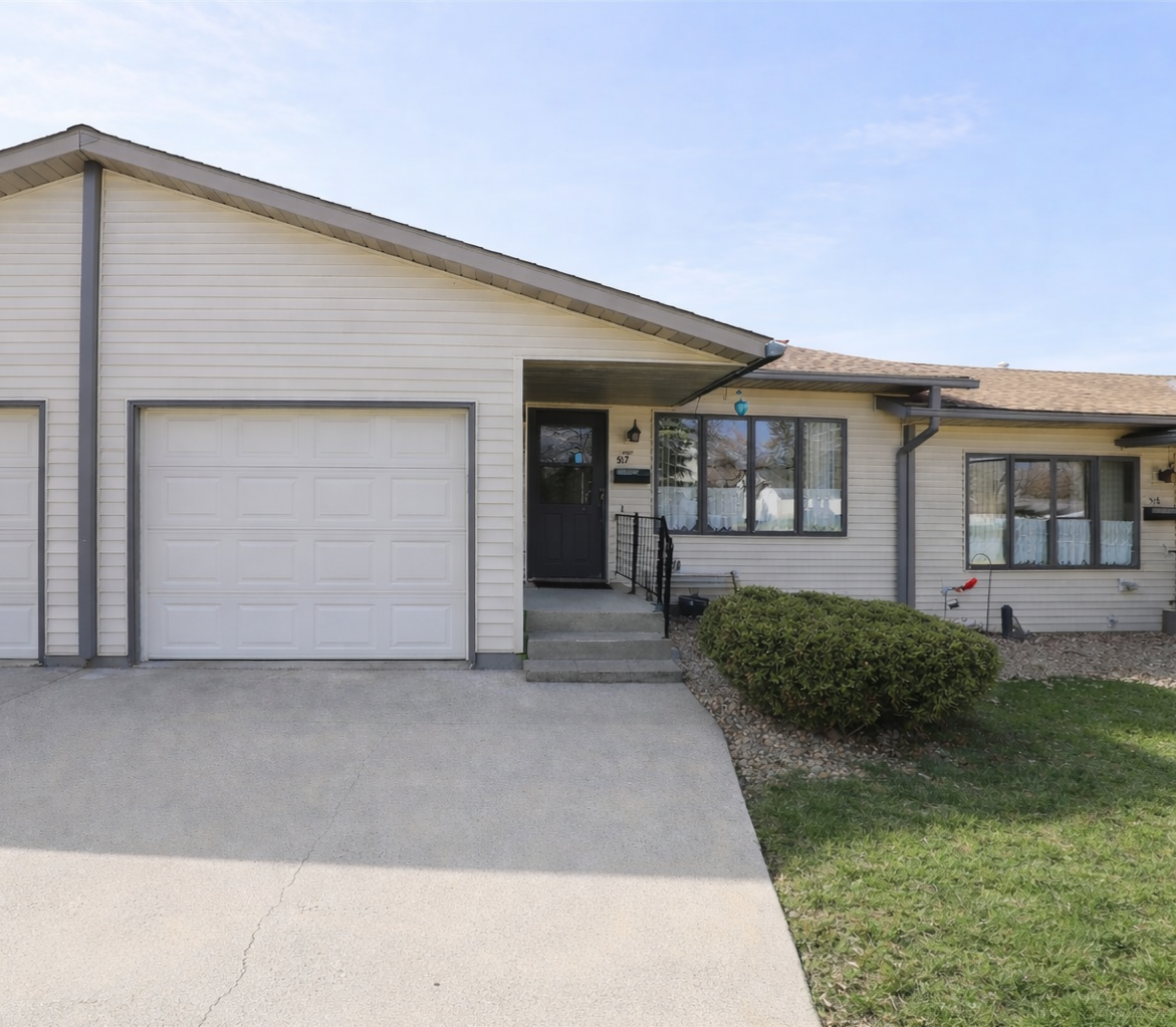 Property Photo: 517 Central Avenue MN 56347