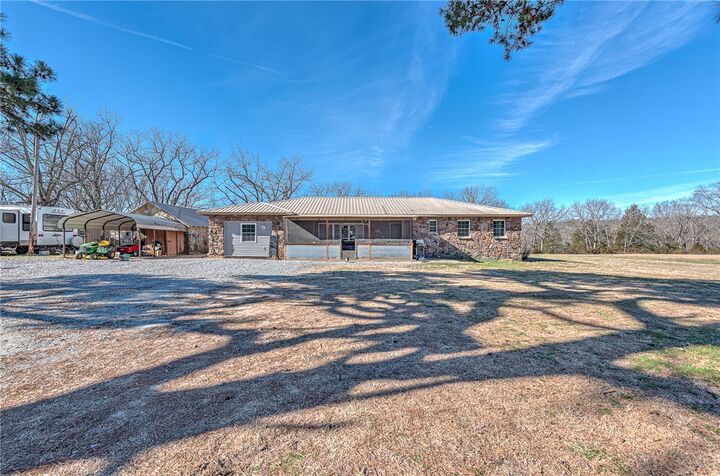 Property Photo:  13751 E Ventris Road  AR 72732 
