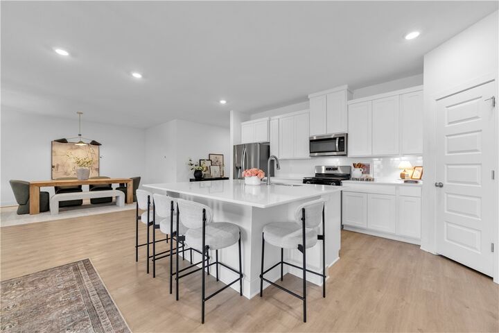 Property Photo:  2109 Hahn Street  AR 72751 