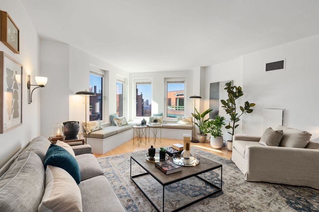 Property Photo:  492 Beacon 73  MA 02115 