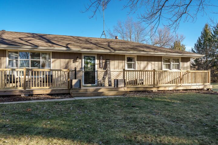 Property Photo:  16285 Cannell Road  IL 61072 