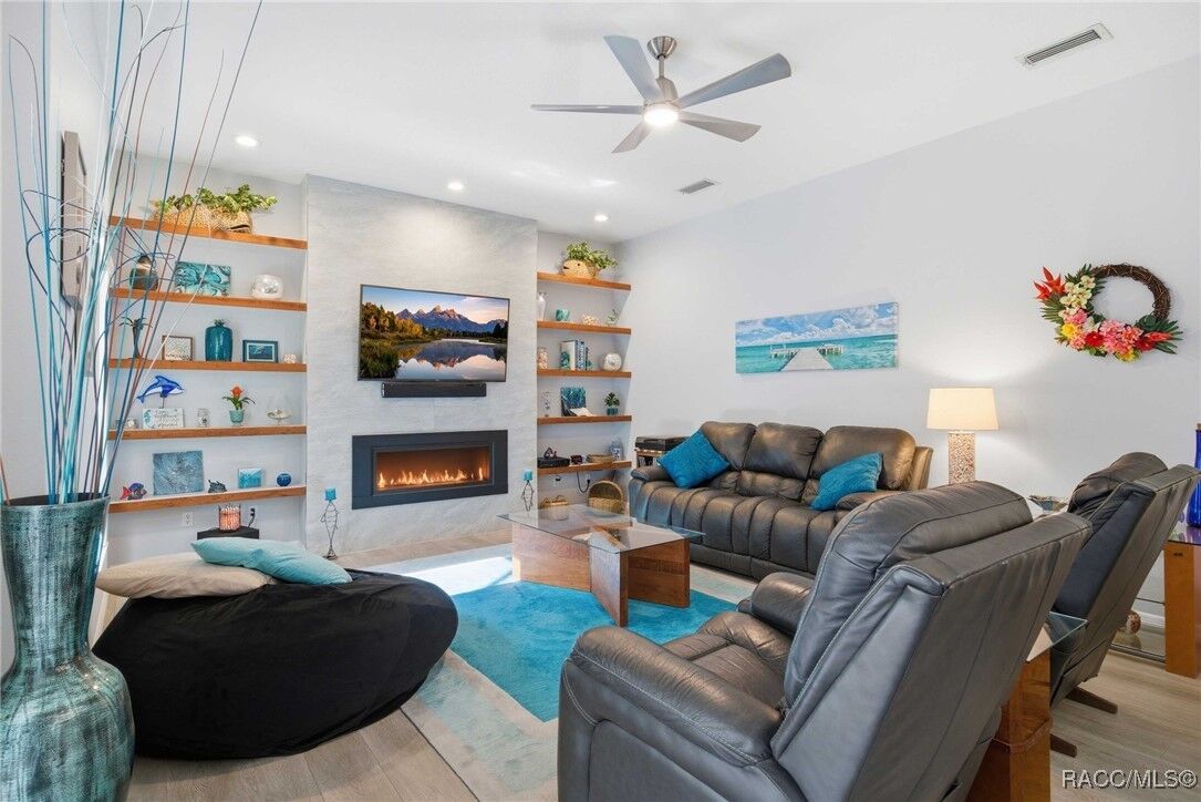 Property Photo:  12112 Rambling Oak Boulevard  FL 32832 