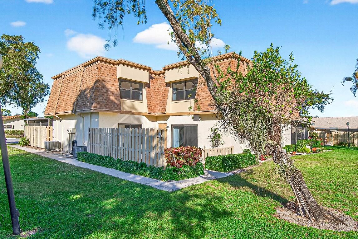 Property Photo:  865 NW 29th Avenue D  FL 33445 