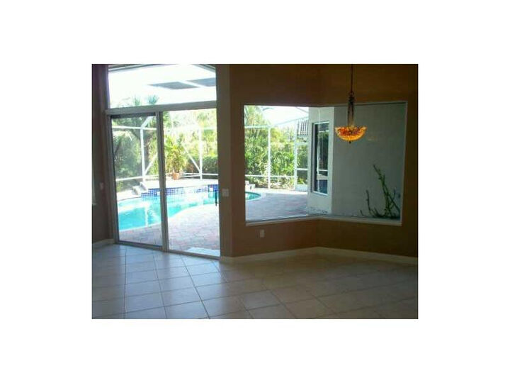 Property Photo: 6740 NW 105th Lane FL 33076