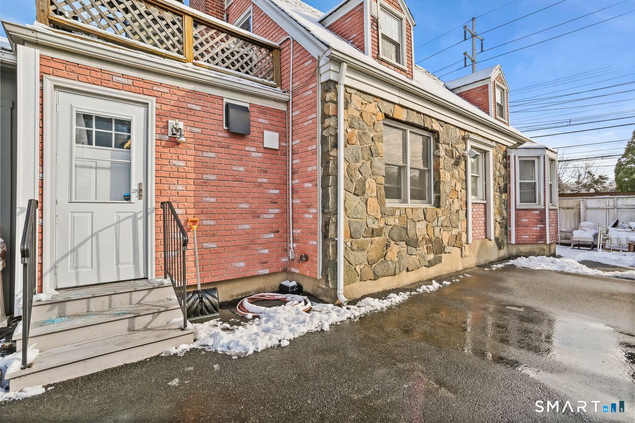 Property Photo:  234 Linwood Avenue  CT 06824 