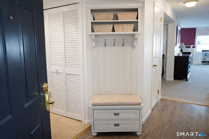 Property Photo: 2 Mansfield Grove Road Apt 170 CT 06512