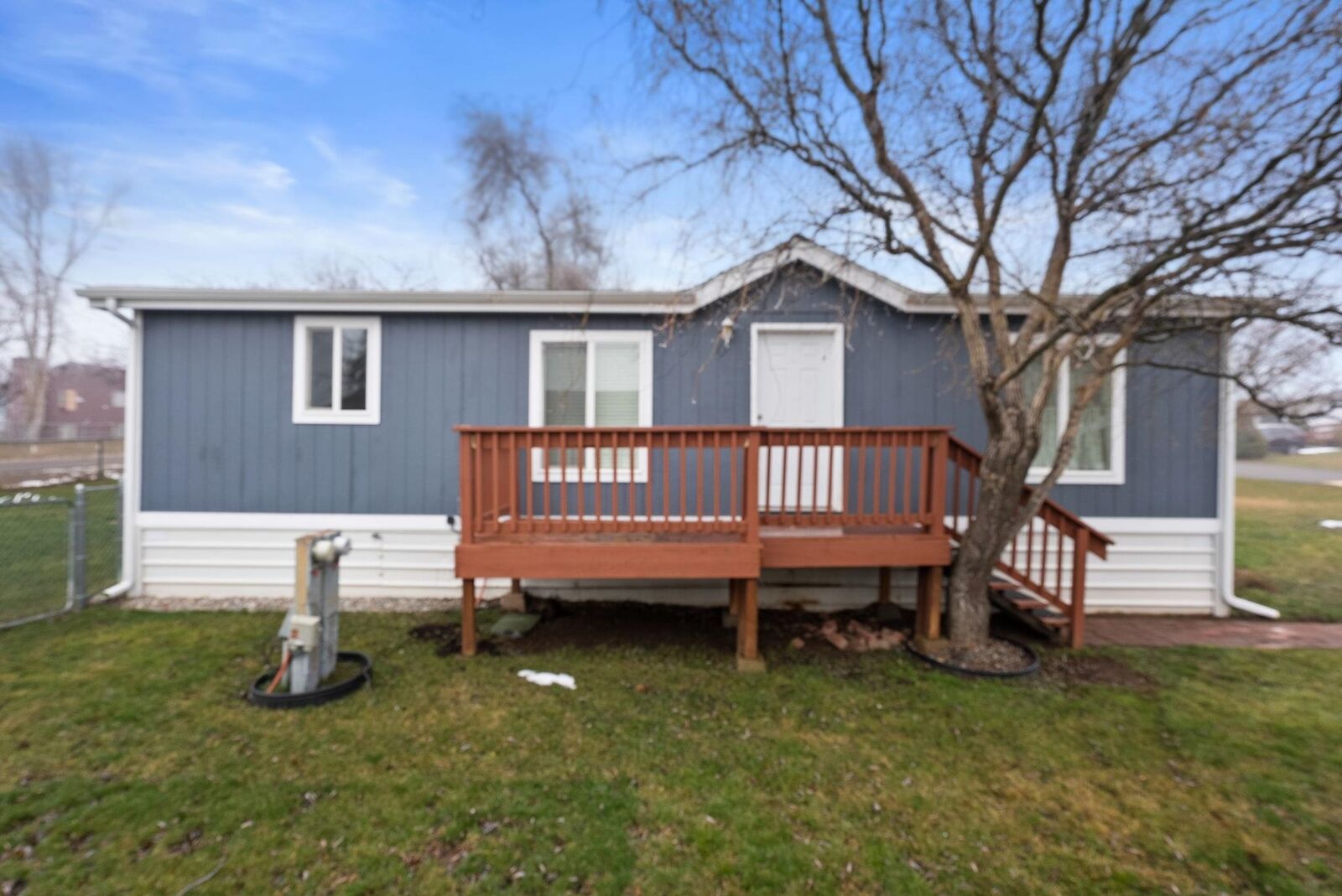 Property Photo:  2201 N Craig Rd 262  WA 99224 