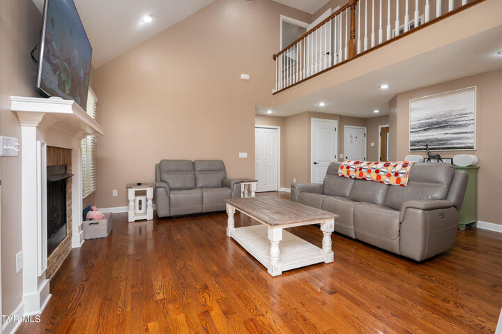 Property Photo: 4272 Anchor Point TN 37664