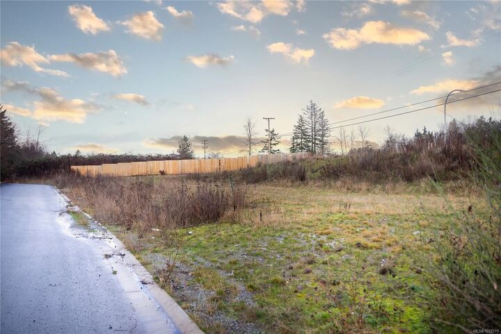 Property Photo: 859 Old Victoria Rd BC V9R 5Z9