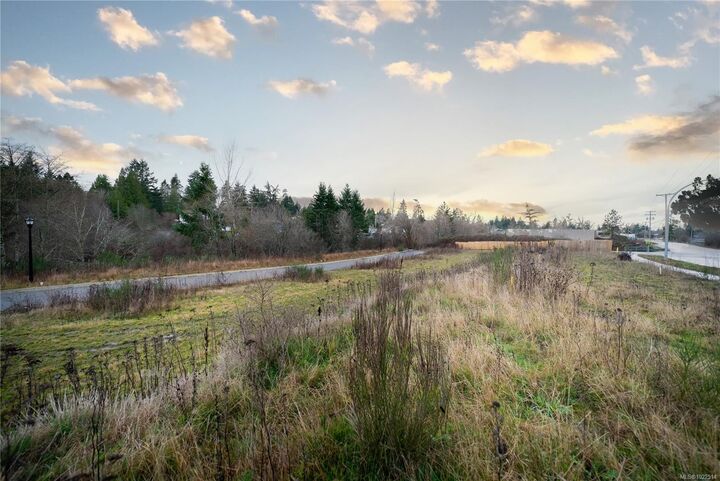 867 Old Victoria Rd — photo 1