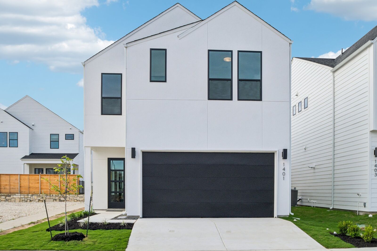 Property Photo: 1401 Sweet Bark Street TX 78745