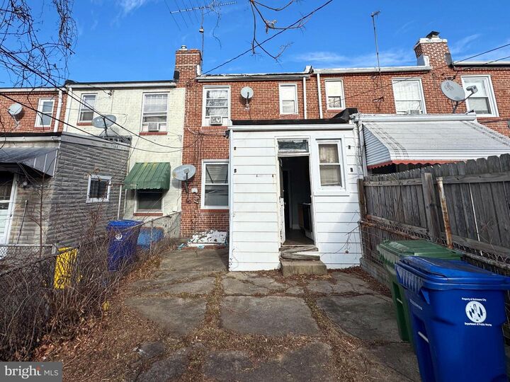 Property Photo:  3323 Kenyon Avenue  MD 21213 